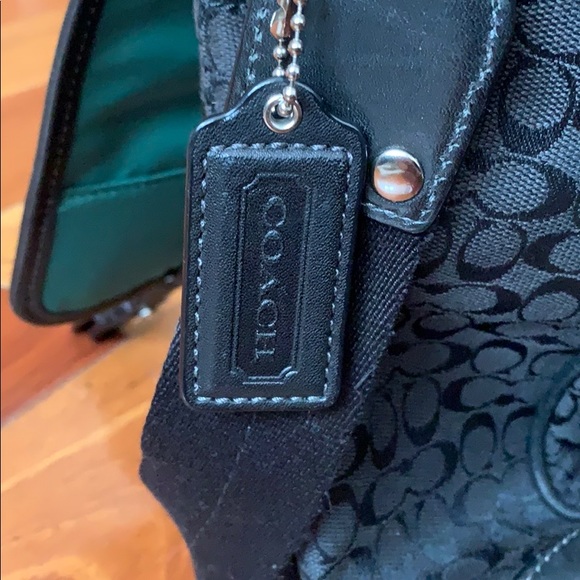 Black Coach messenger bag - Picture 6 of 6